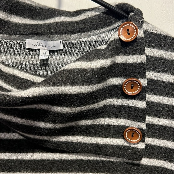 White Birch - size M - fleece sweater - two toned gray - button detail - Picture 2 of 3